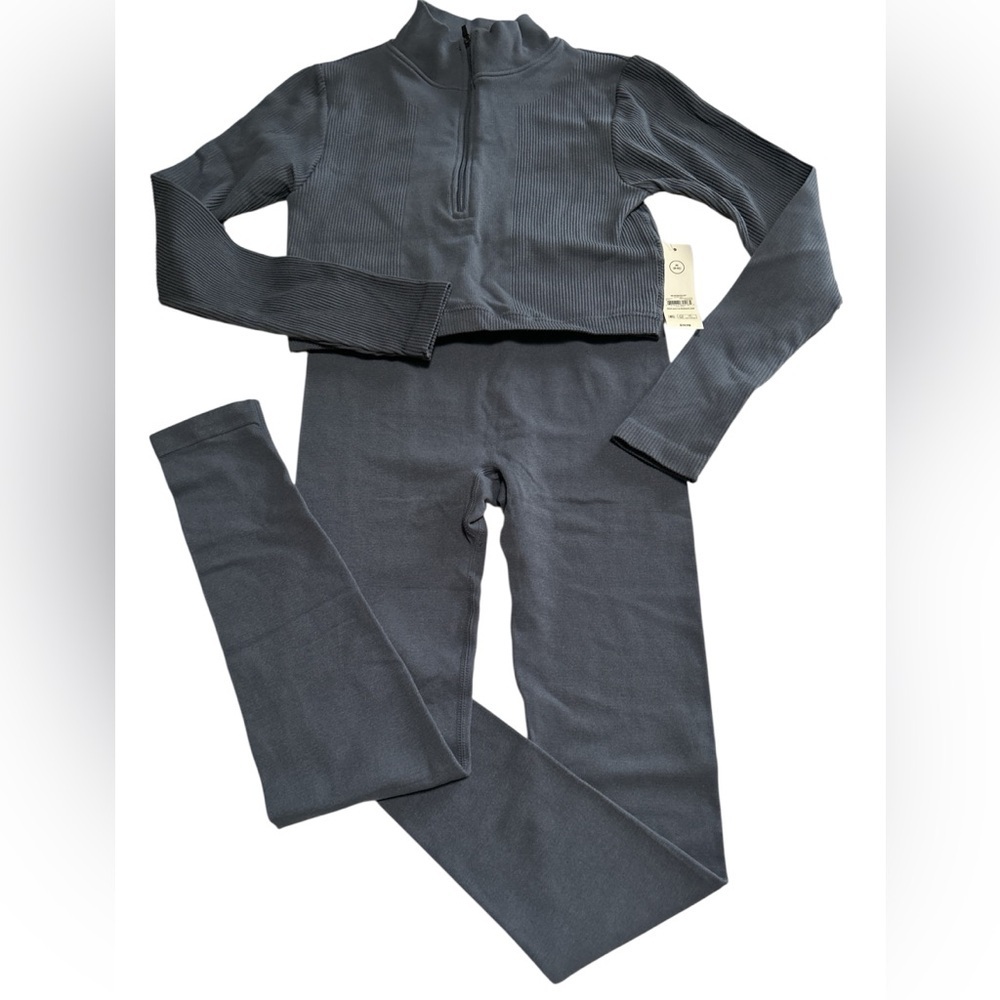 No Boundaries Blue Grey Active Set